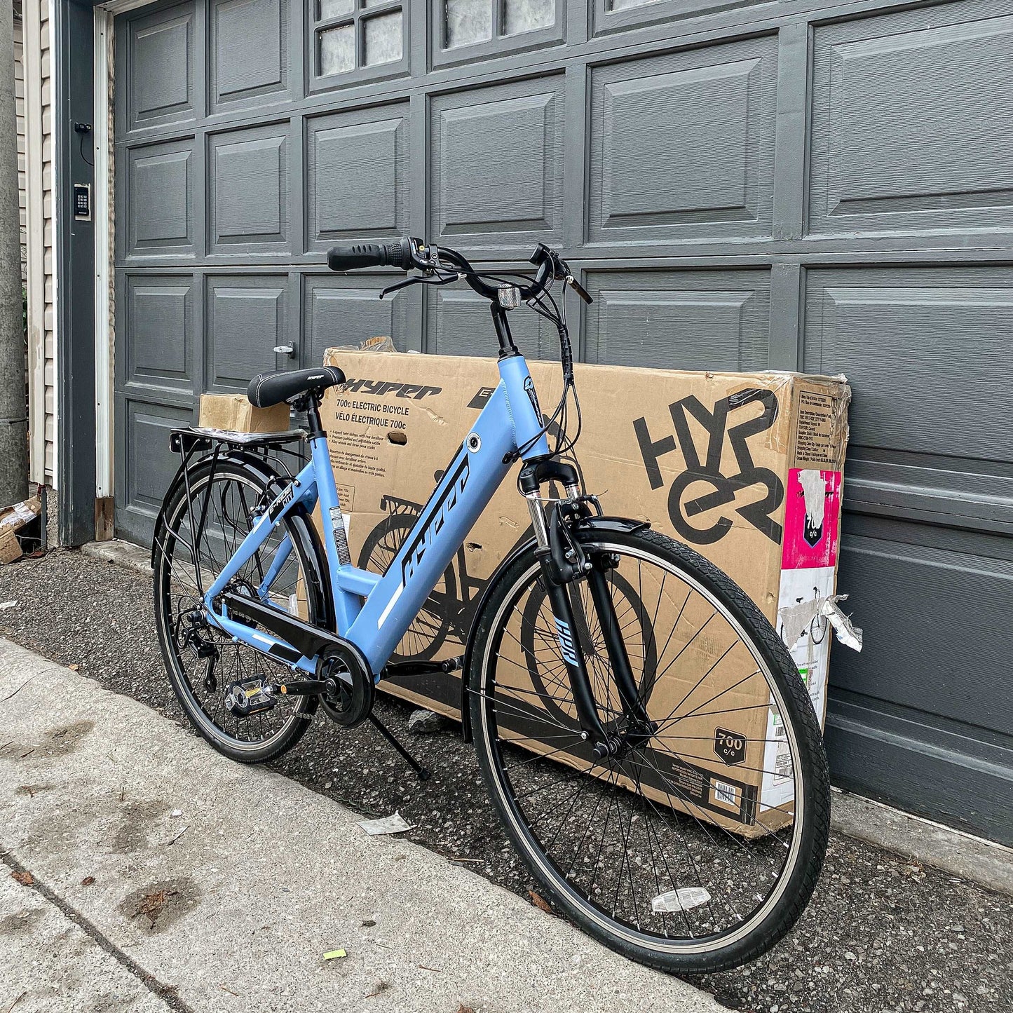 700C E-RIDE CITY HYPER EBIKE