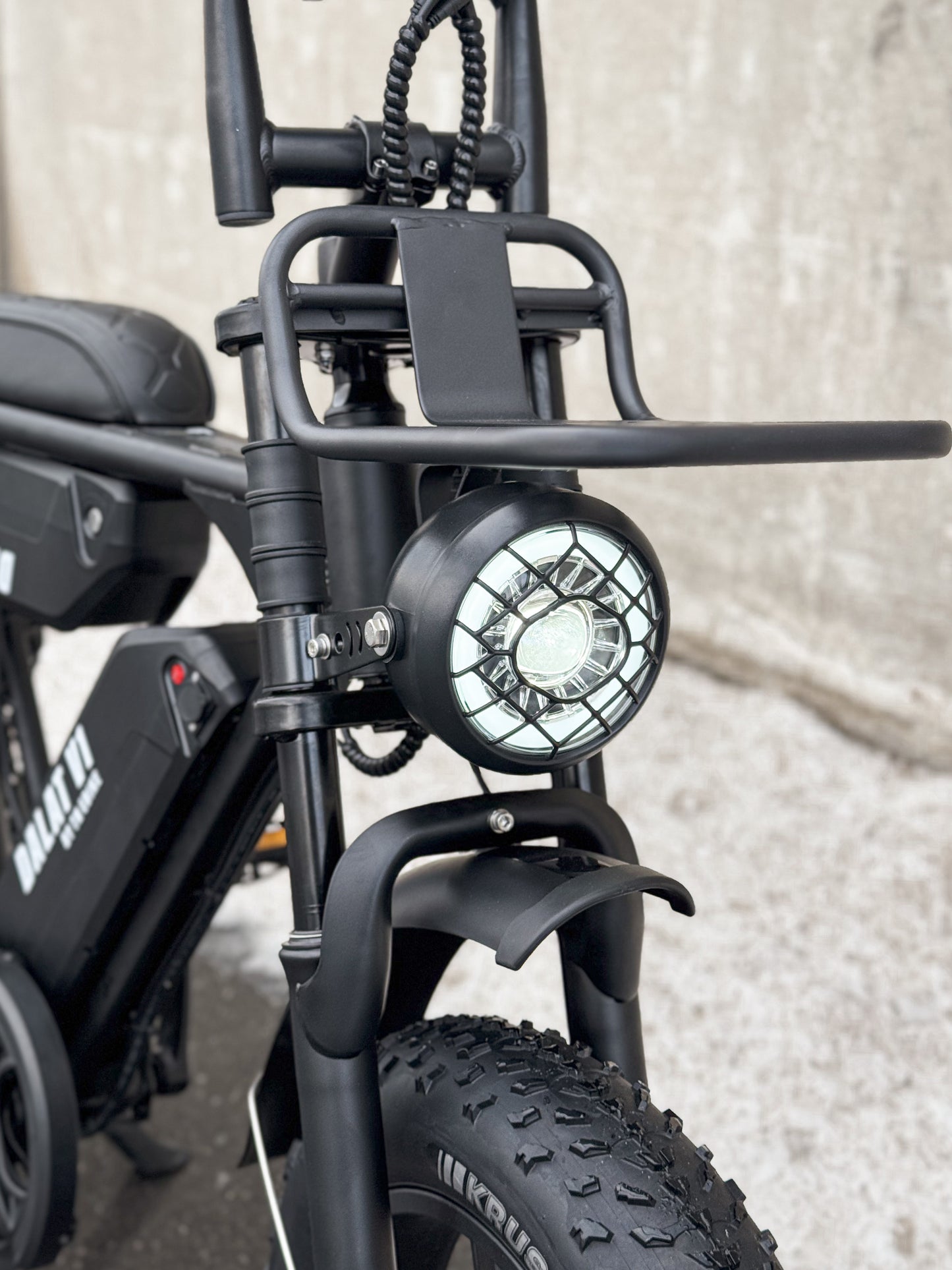 Ebike Dalat V1 Dual Battery Beast Edition 2025, Front Light image