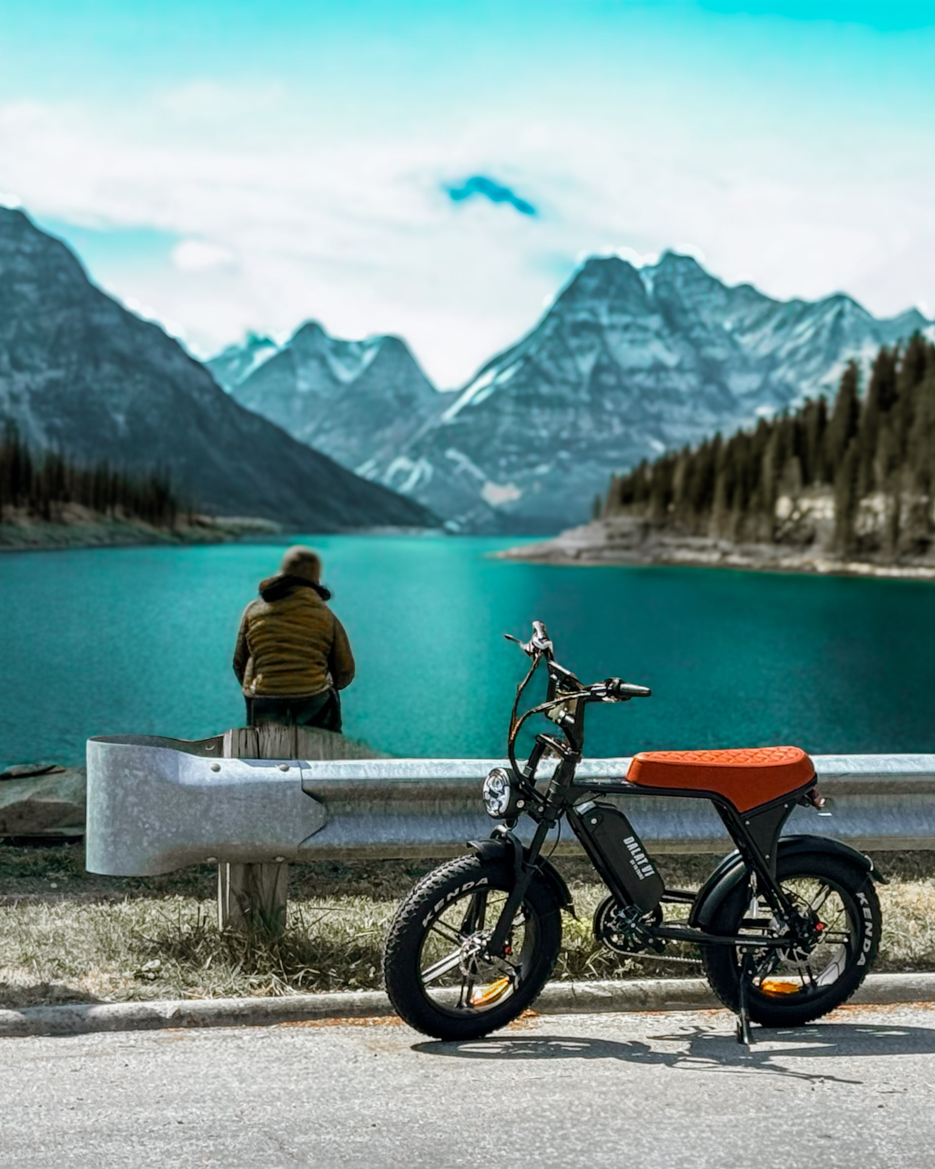 Dalat V1 Electric Bike Vintage Edition 2026 on road with mountain background